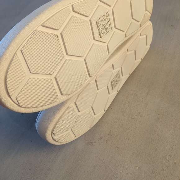 Dolce Vita Grey Suede Zip Shoes - Picture 6 of 7